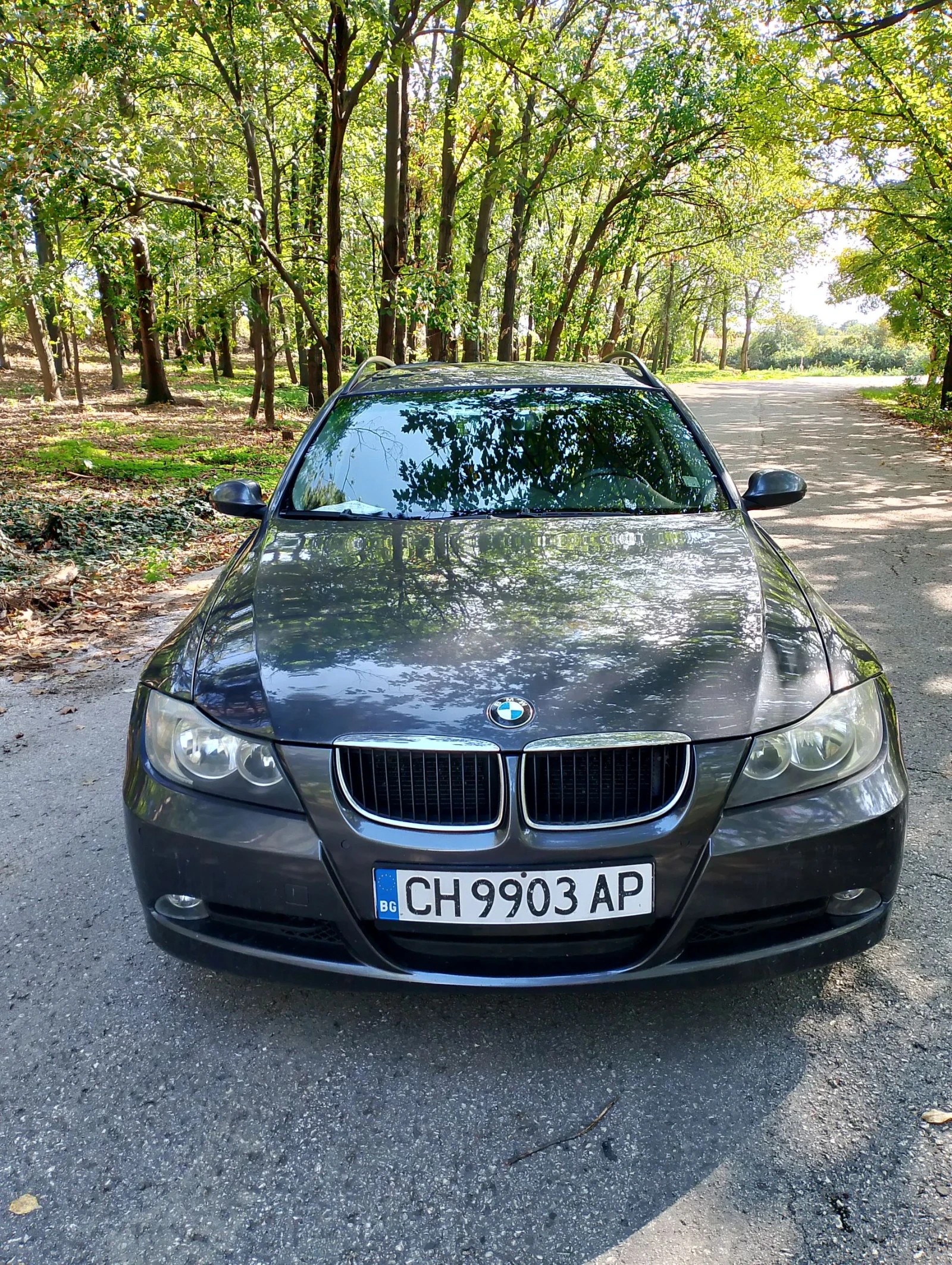 BMW 318 E91 2.0  - изображение 4