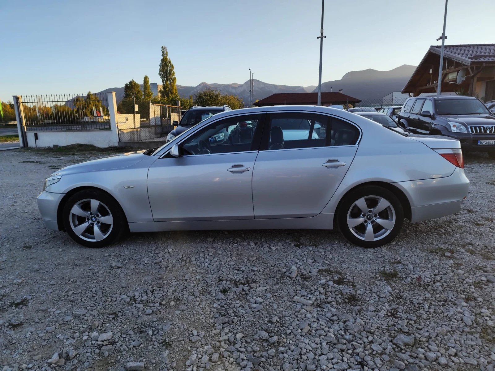 BMW 525 2.5 дизел ИТАЛИЯ - изображение 9