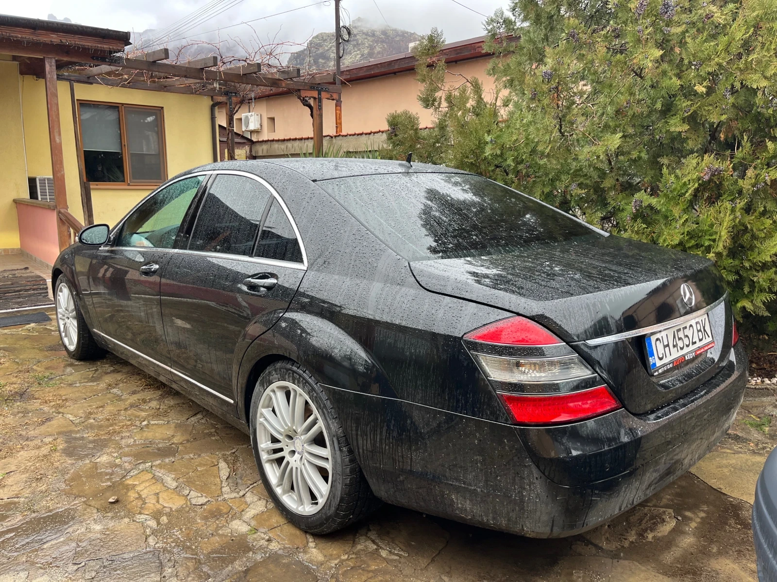 Mercedes-Benz S 320 CDI - изображение 4