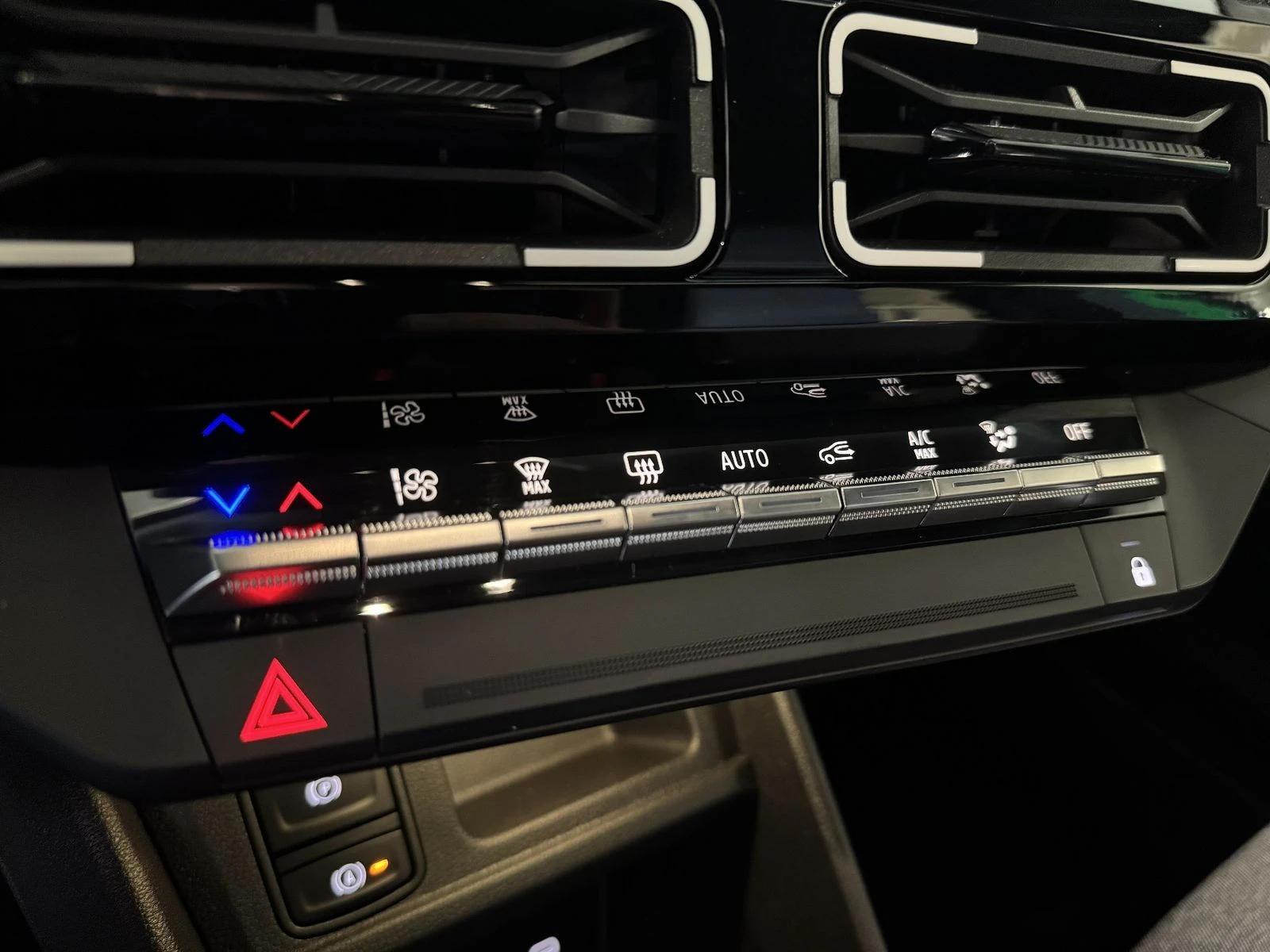 Renault 5 * DISTRONIC* H&K* LED* CAM* CARPLAY*  | Mobile.bg   12