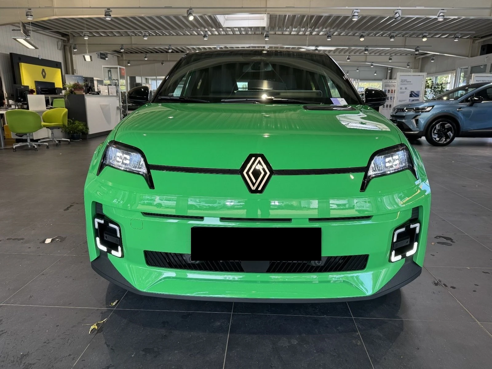 Renault 5 * DISTRONIC* H&K* LED* CAM* CARPLAY*  - изображение 2