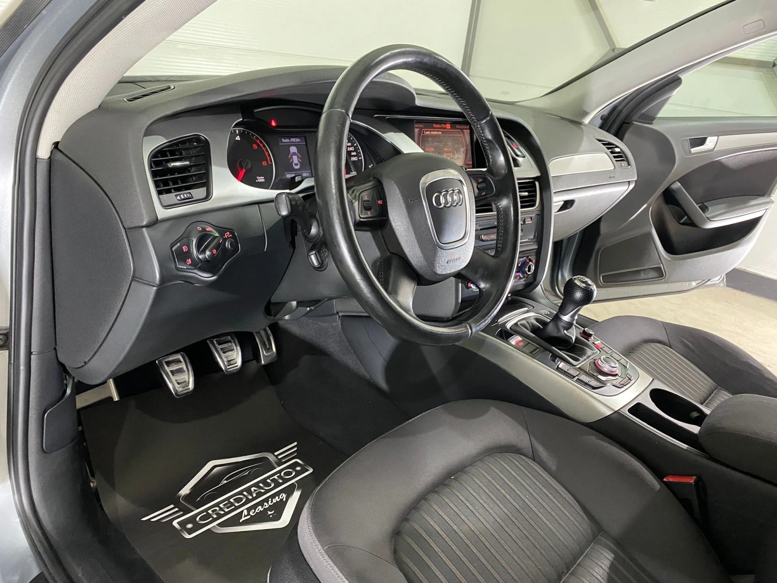 Audi A4 NAVI - изображение 5