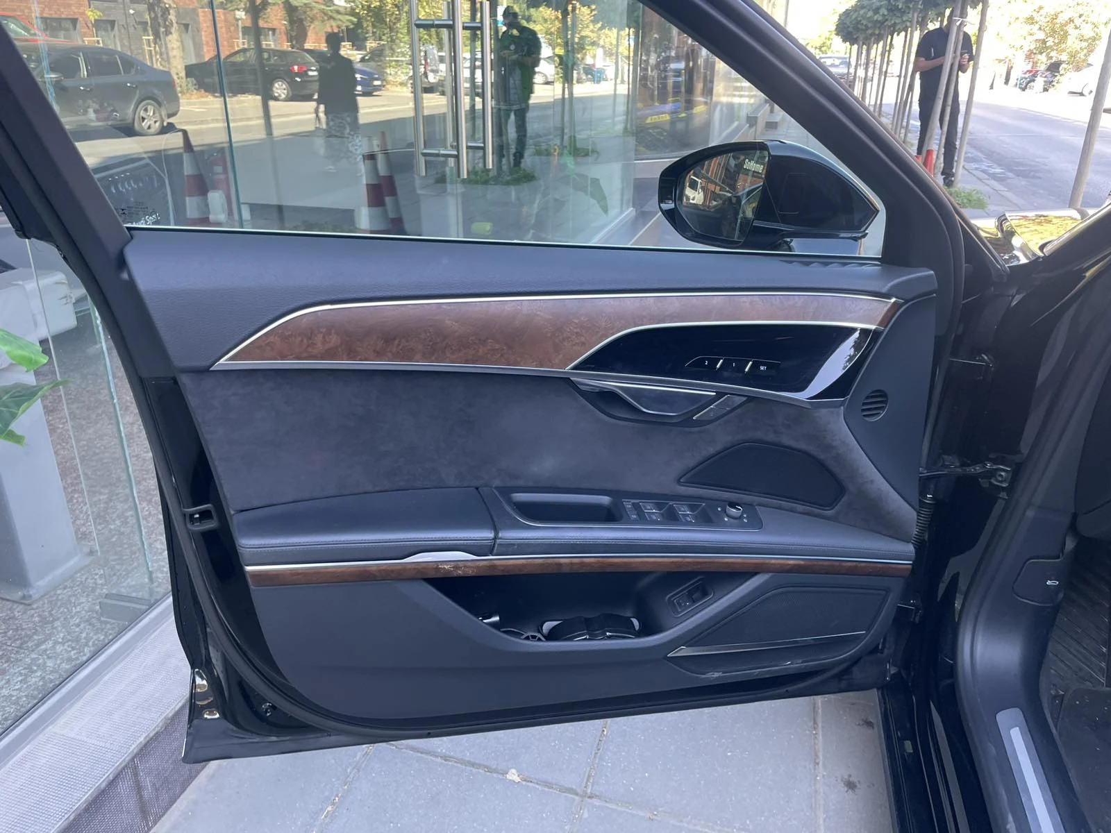 Audi A8 50 TDI Quattro = MGT Select 2 =  - изображение 7