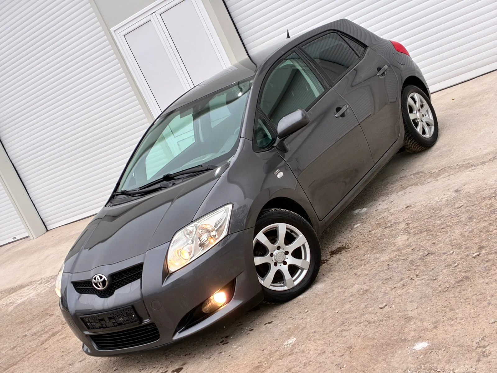 Toyota Auris 1.4 D-4D 90 | Mobile.bg   1