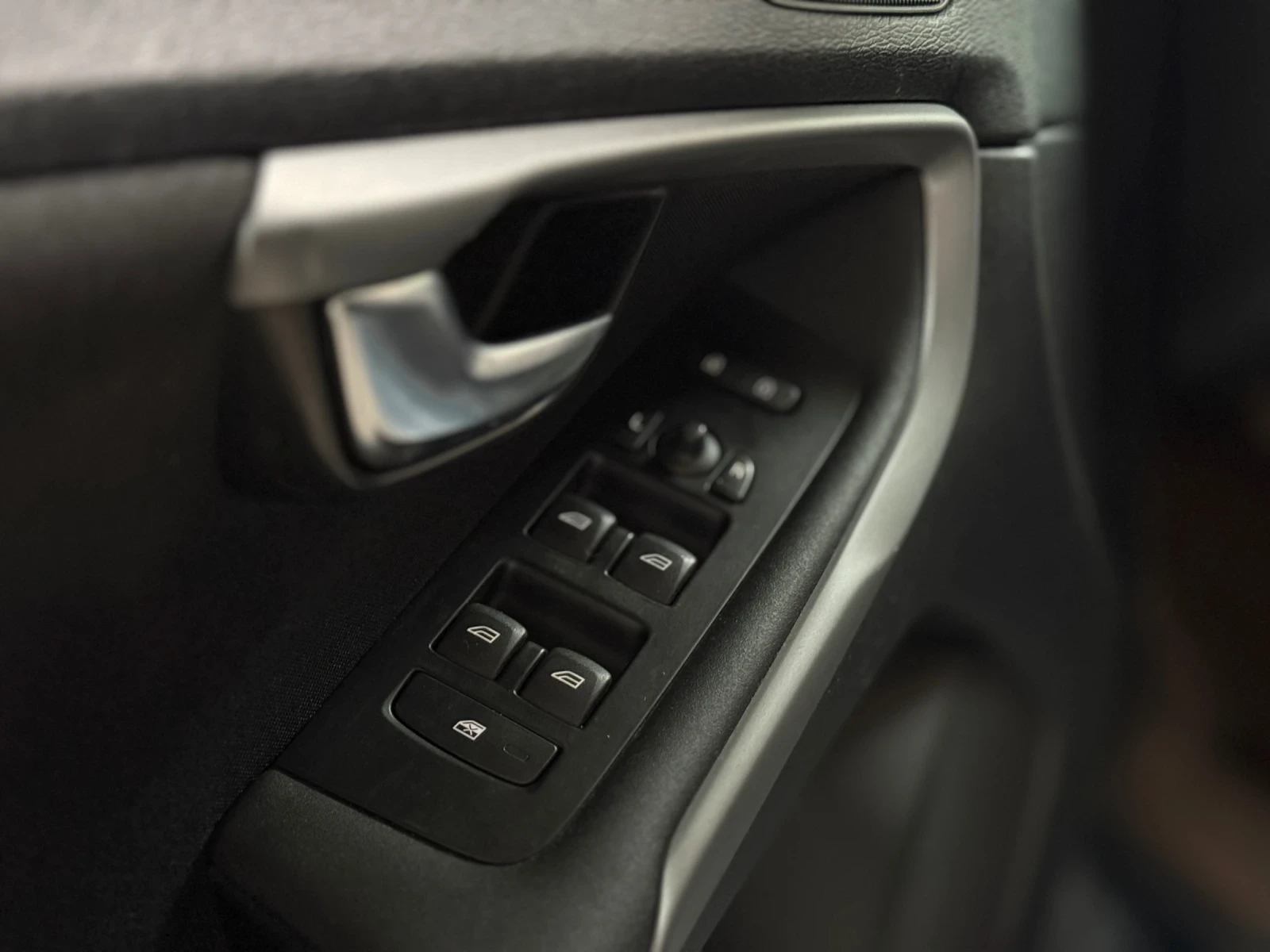 Volvo V40   | Mobile.bg   15