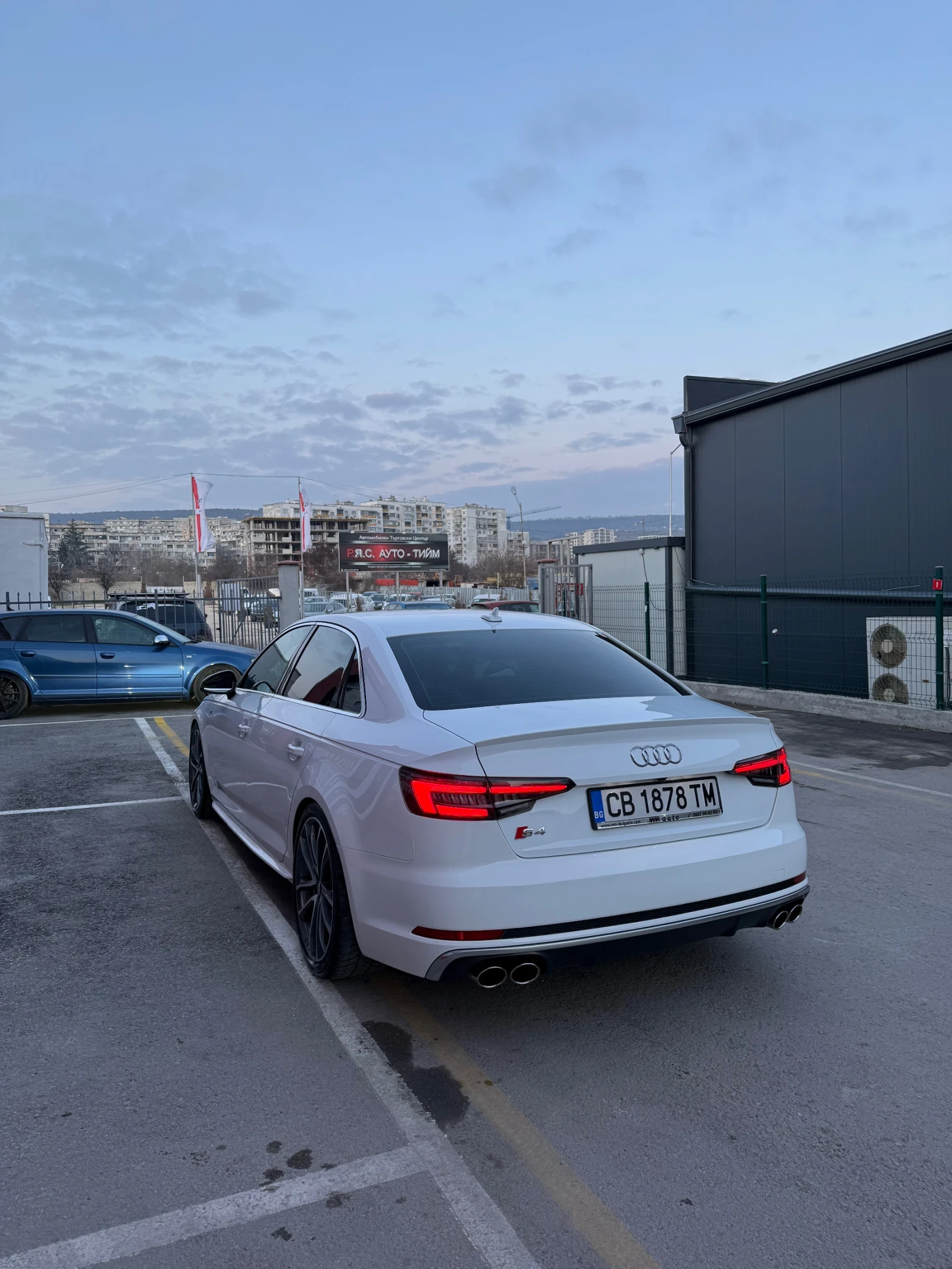 Audi S4 3.0 TFSI - изображение 9