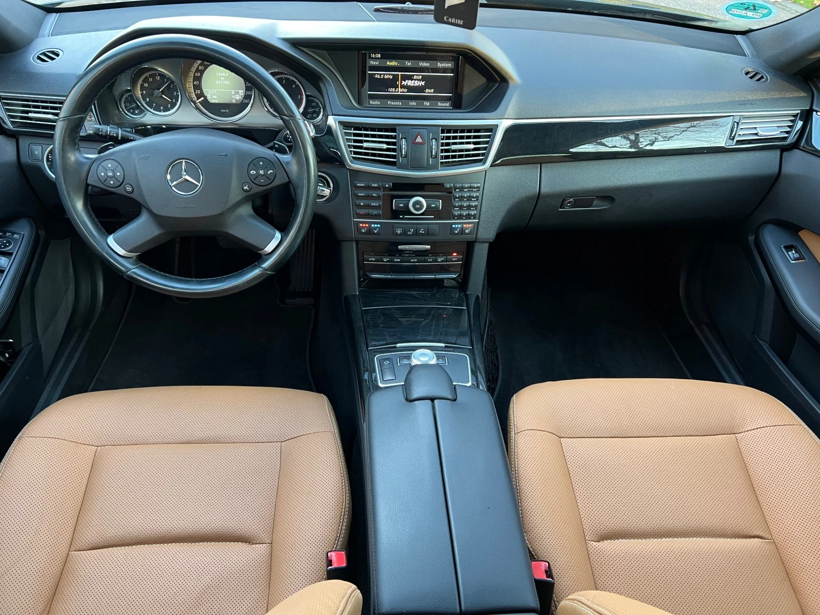 Mercedes-Benz E 350 ДИСТРОНИК/ПОДГРЕВ/ОБДУХВАНЕ/ЛЮК/МЪРТВА ТОЧКА - изображение 9