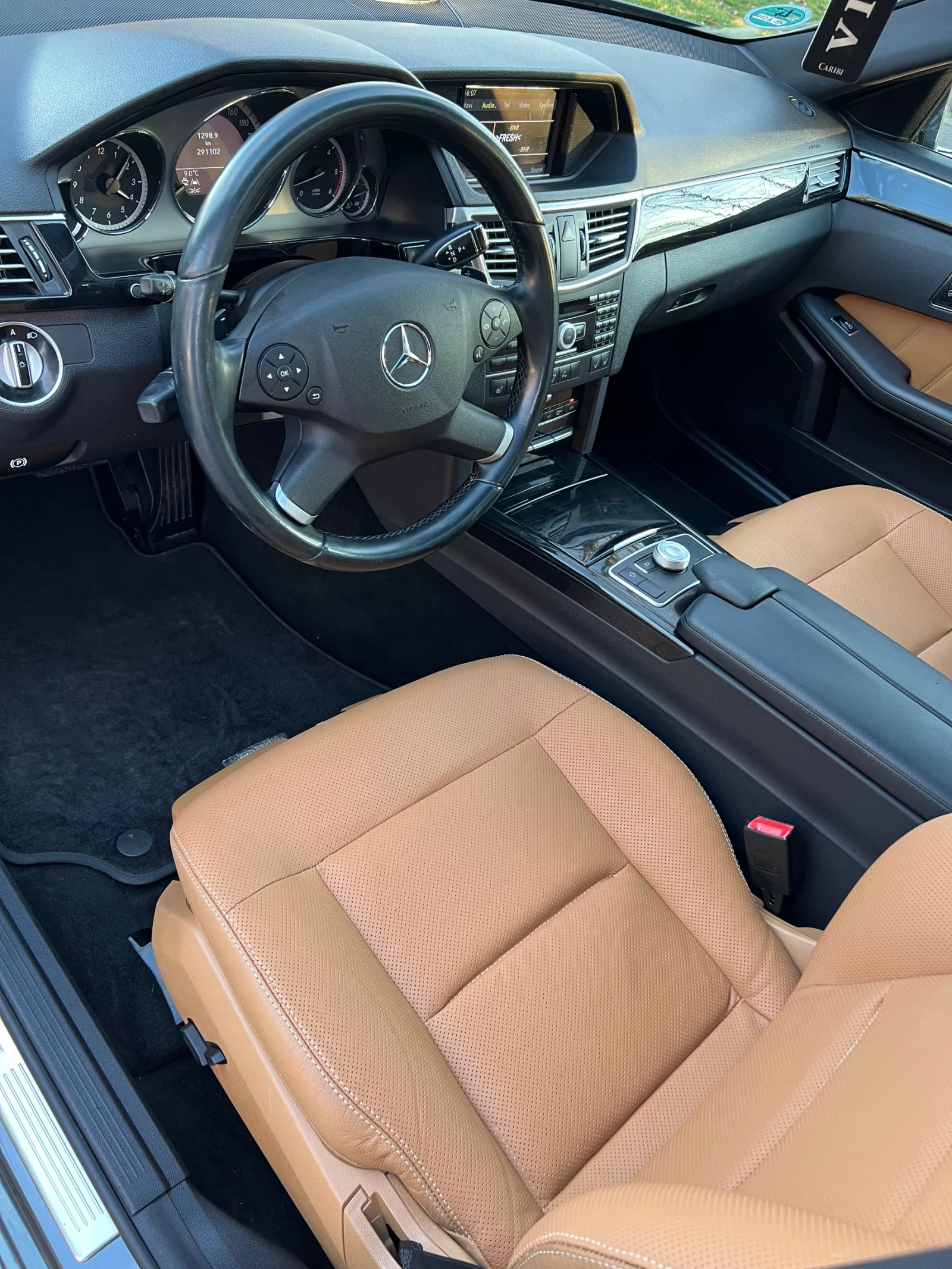 Mercedes-Benz E 350 ДИСТРОНИК/ПОДГРЕВ/ОБДУХВАНЕ/ЛЮК/МЪРТВА ТОЧКА - изображение 10