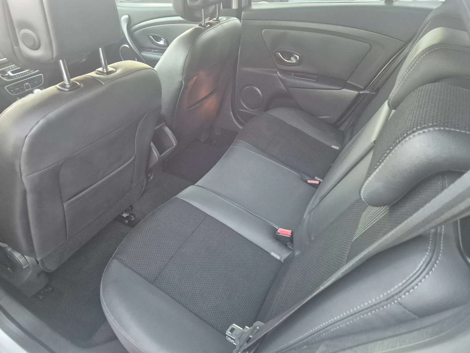 Renault Megane 1.5 dci - изображение 8