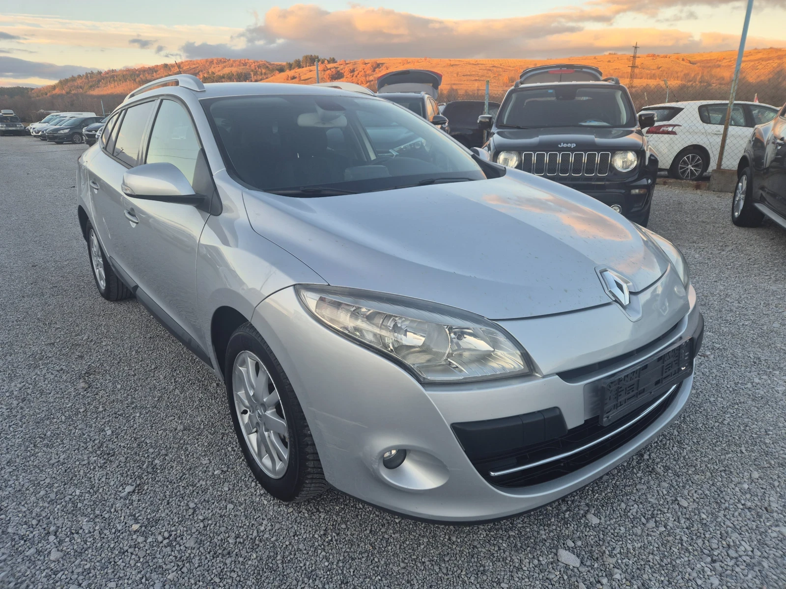 Renault Megane 1.5 dci - изображение 3