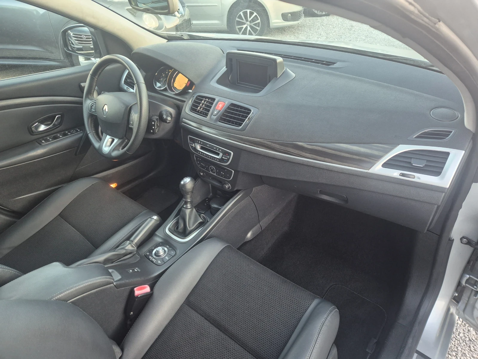 Renault Megane 1.5 dci | Mobile.bg � ����������� 11