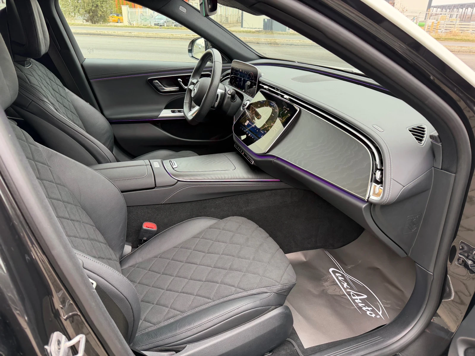 Mercedes-Benz E 300 DE#4MATIC#AMG#PLUG IN HYBRID#DESIGNO#ОБДУХВАНЕ - изображение 6