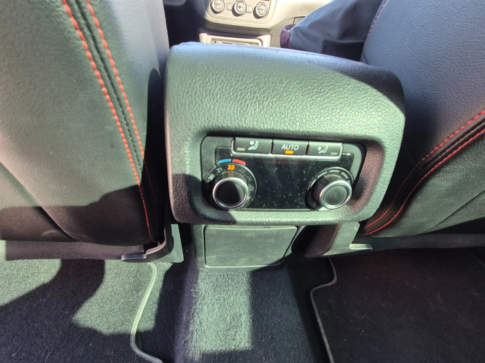 Seat Alhambra, снимка 10 - Автомобили и джипове - 53718311