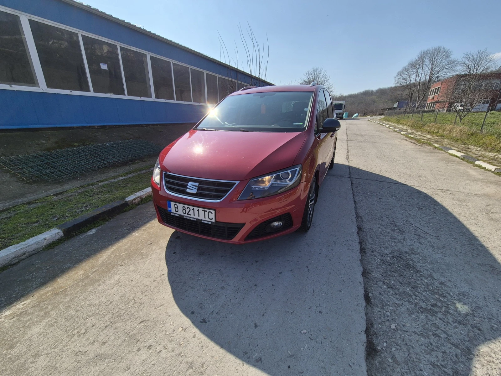 Seat Alhambra, снимка 2 - Автомобили и джипове - 53718311