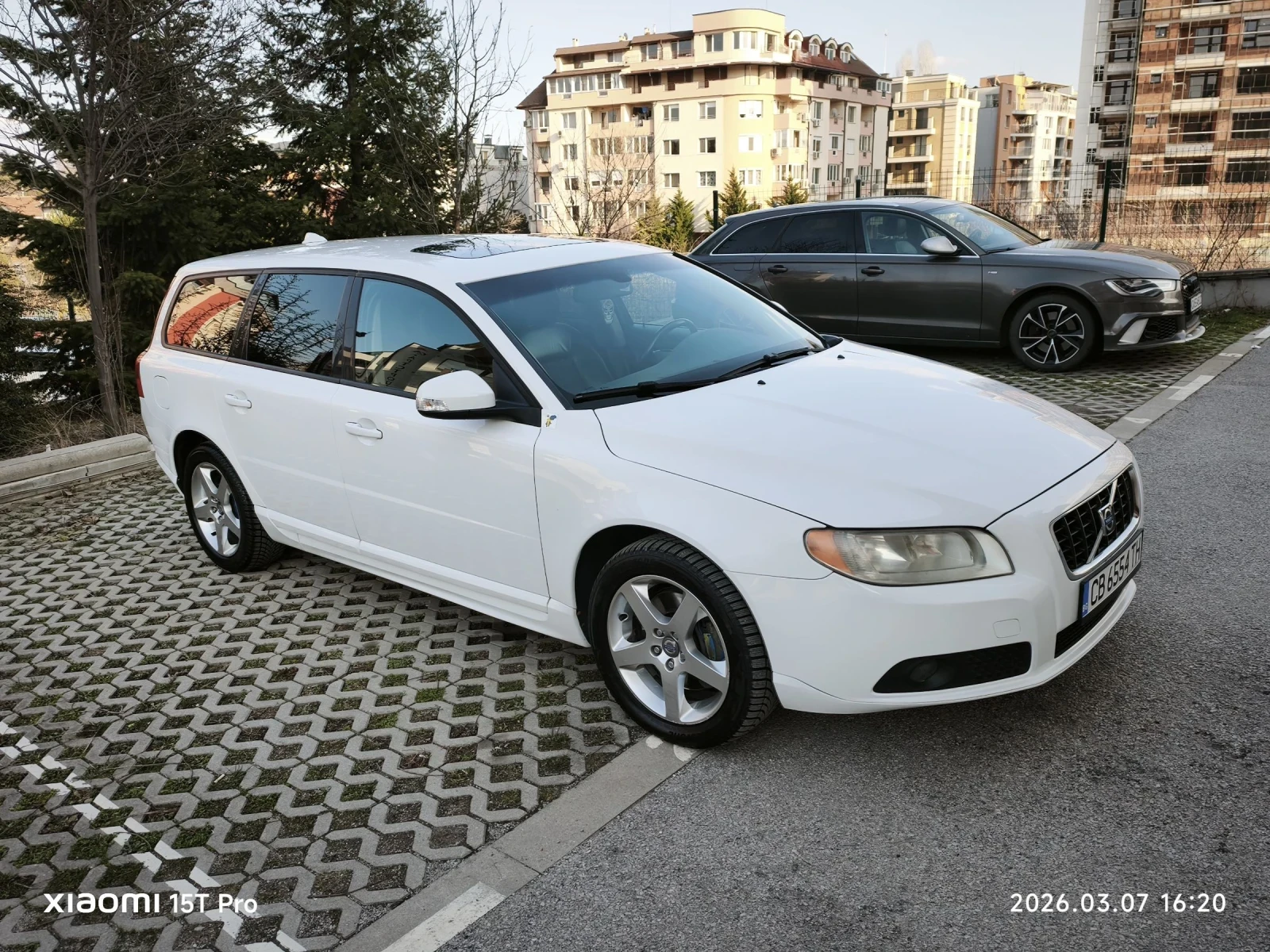 Volvo V70 2.4 D автоматик - изображение 2