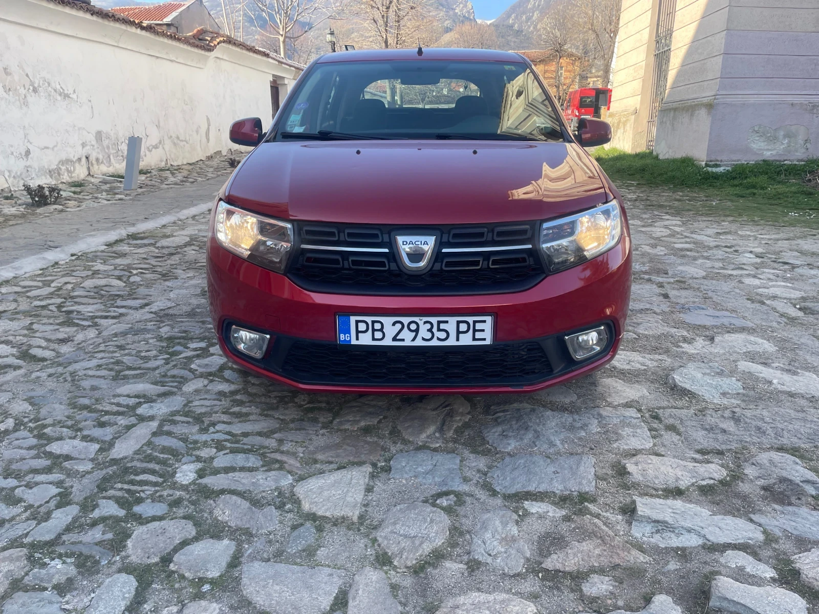 Dacia Sandero 1.0i, 75ks, 36000km KLIMA, снимка 8 - Автомобили и джипове - 53818515