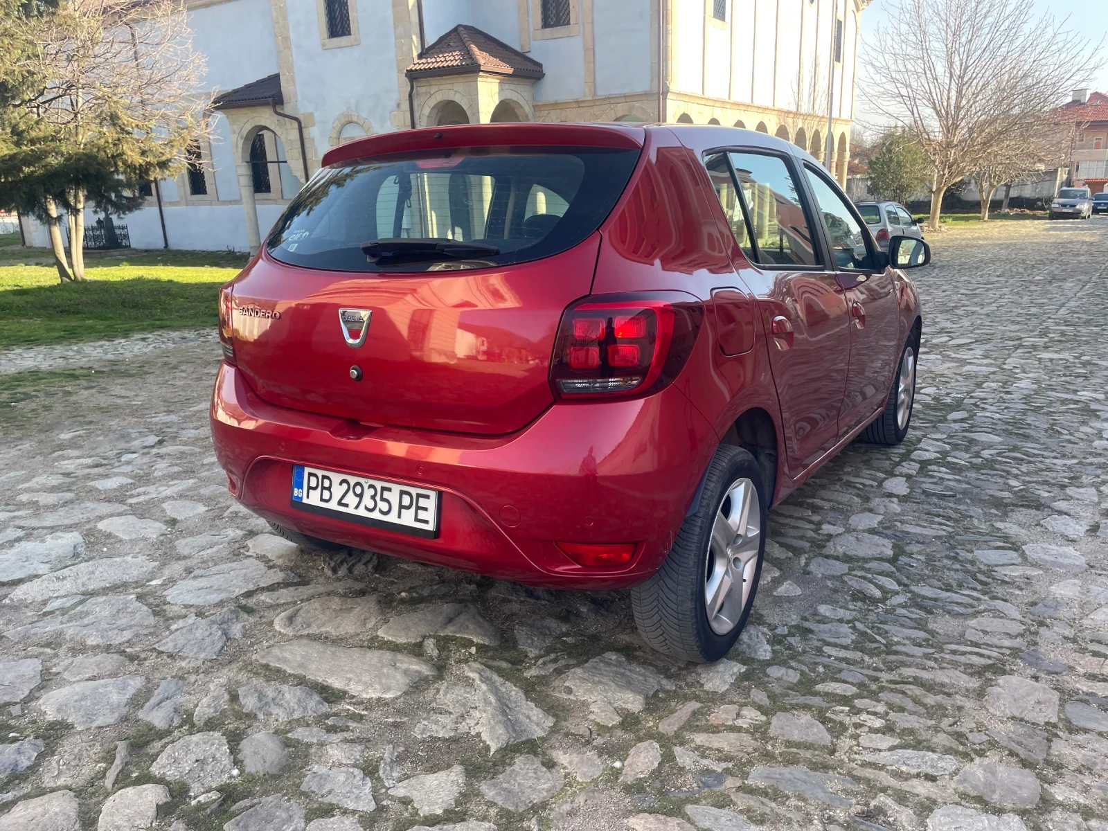 Dacia Sandero 1.0i, 75ks, 36000km KLIMA, снимка 5 - Автомобили и джипове - 53818515