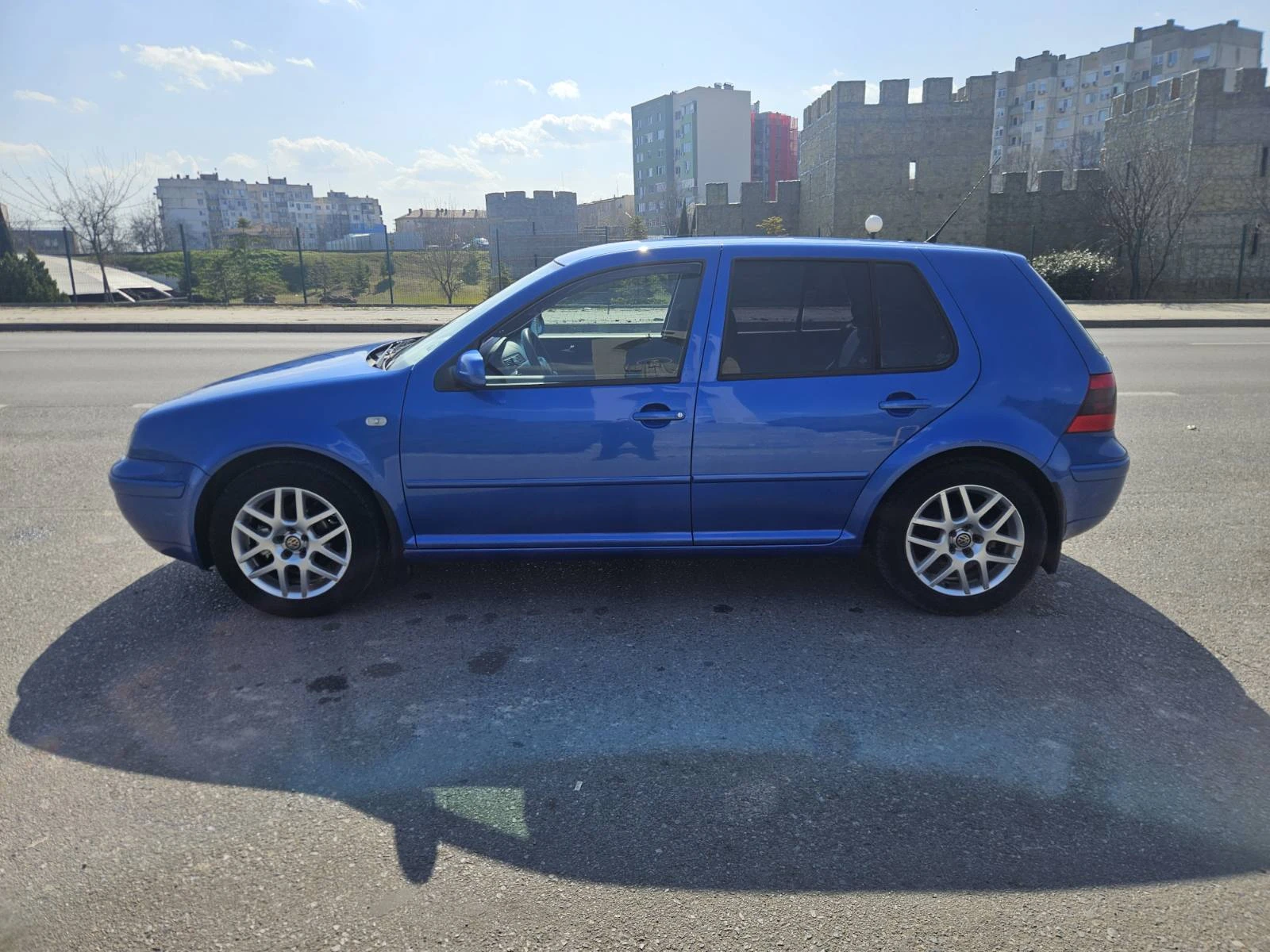 VW Golf 1.4, снимка 3 - Автомобили и джипове - 53890688