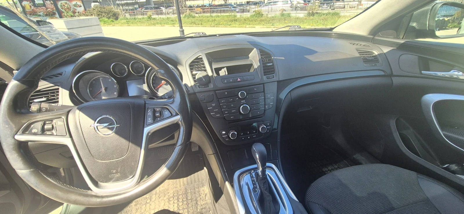 Opel Insignia, снимка 4 - Автомобили и джипове - 54160873