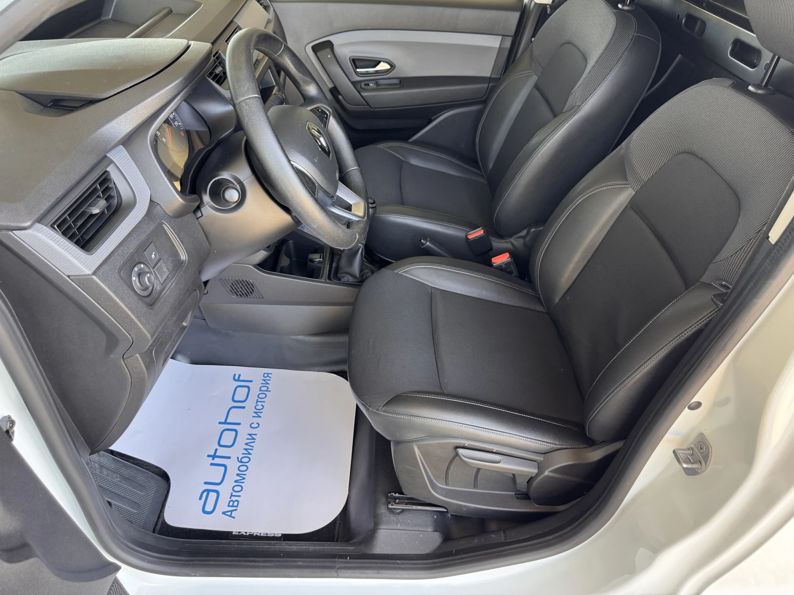 Renault Express Life/1.5dci/75K.C./6MT, снимка 8 - Автомобили и джипове - 54681741