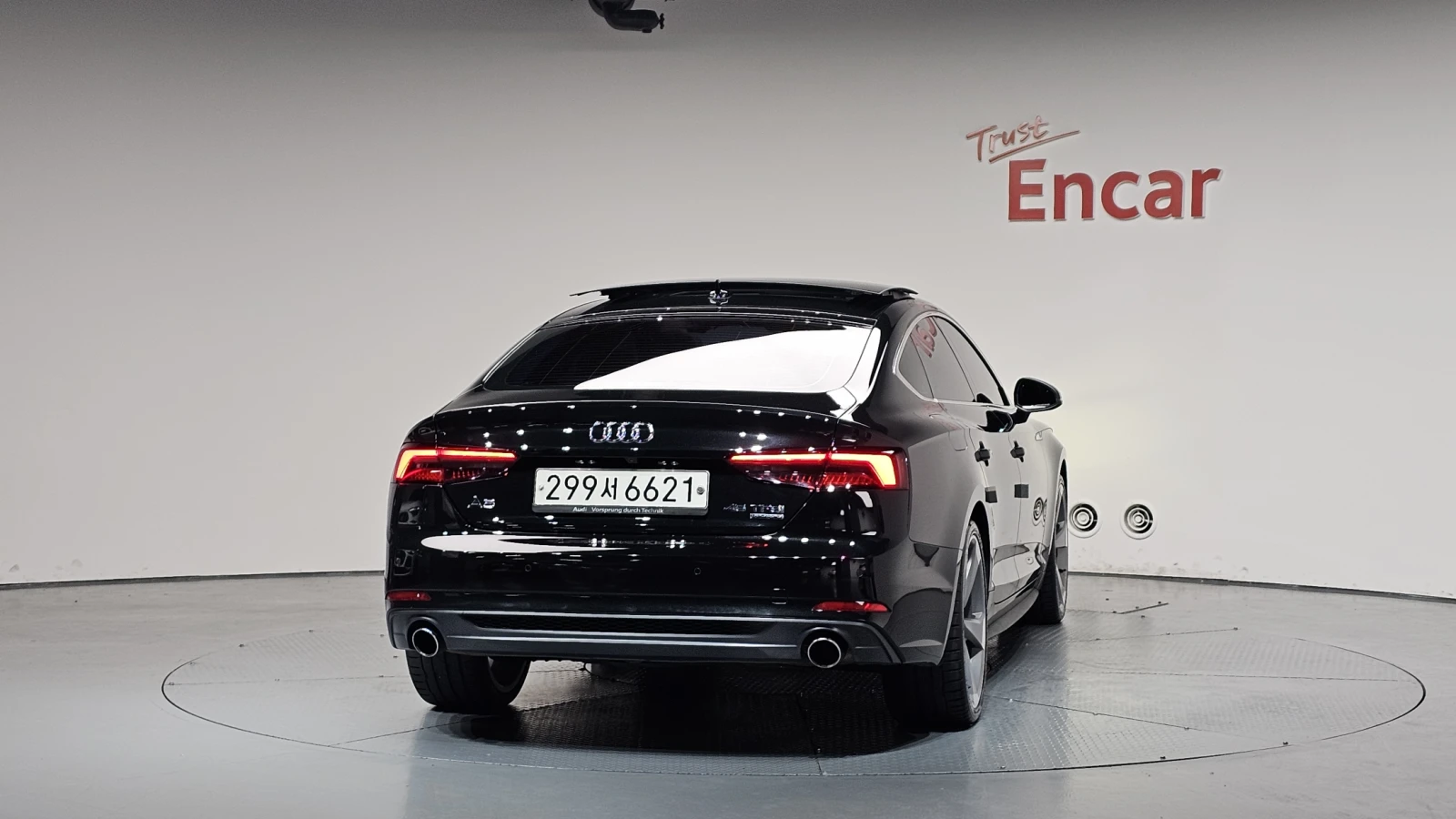 Audi A5 DIGITAL* DISTRONIK* HEAD-UP* КРАЙНА ЦЕНА, снимка 4 - Автомобили и джипове - 54974969