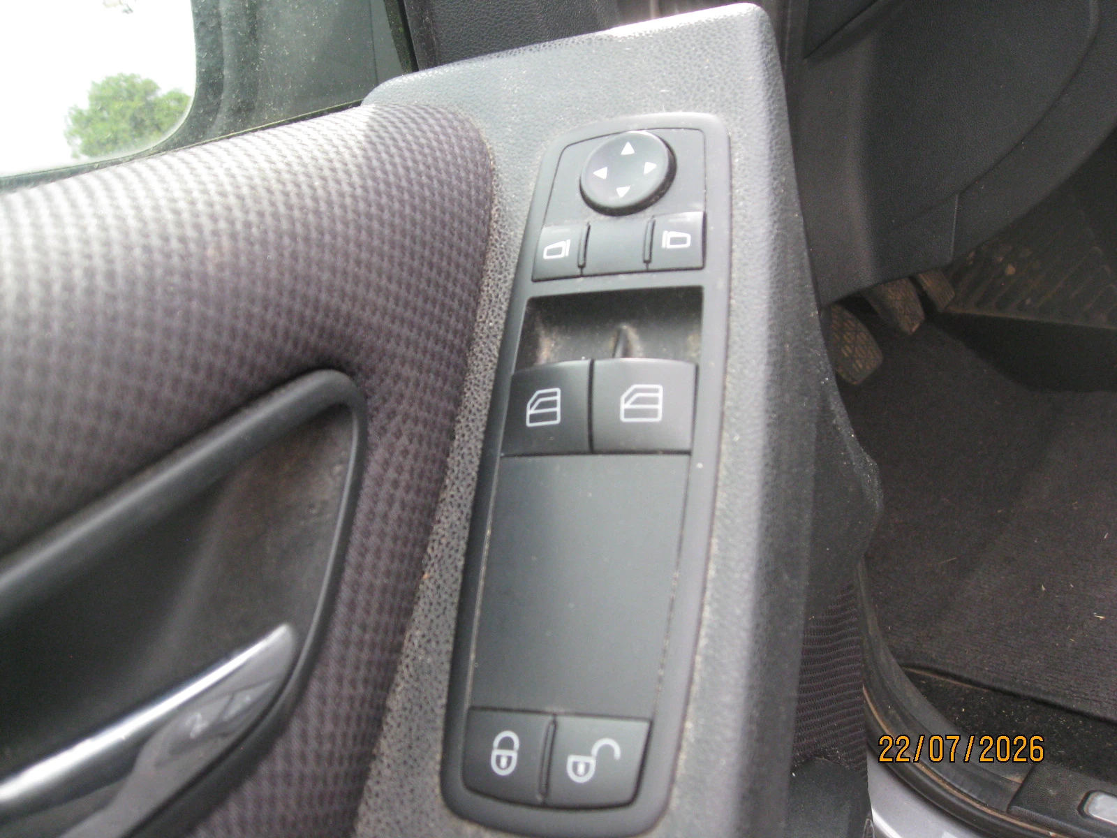 Mercedes-Benz A 180 ФЕЙС, снимка 8 - Автомобили и джипове - 55729016