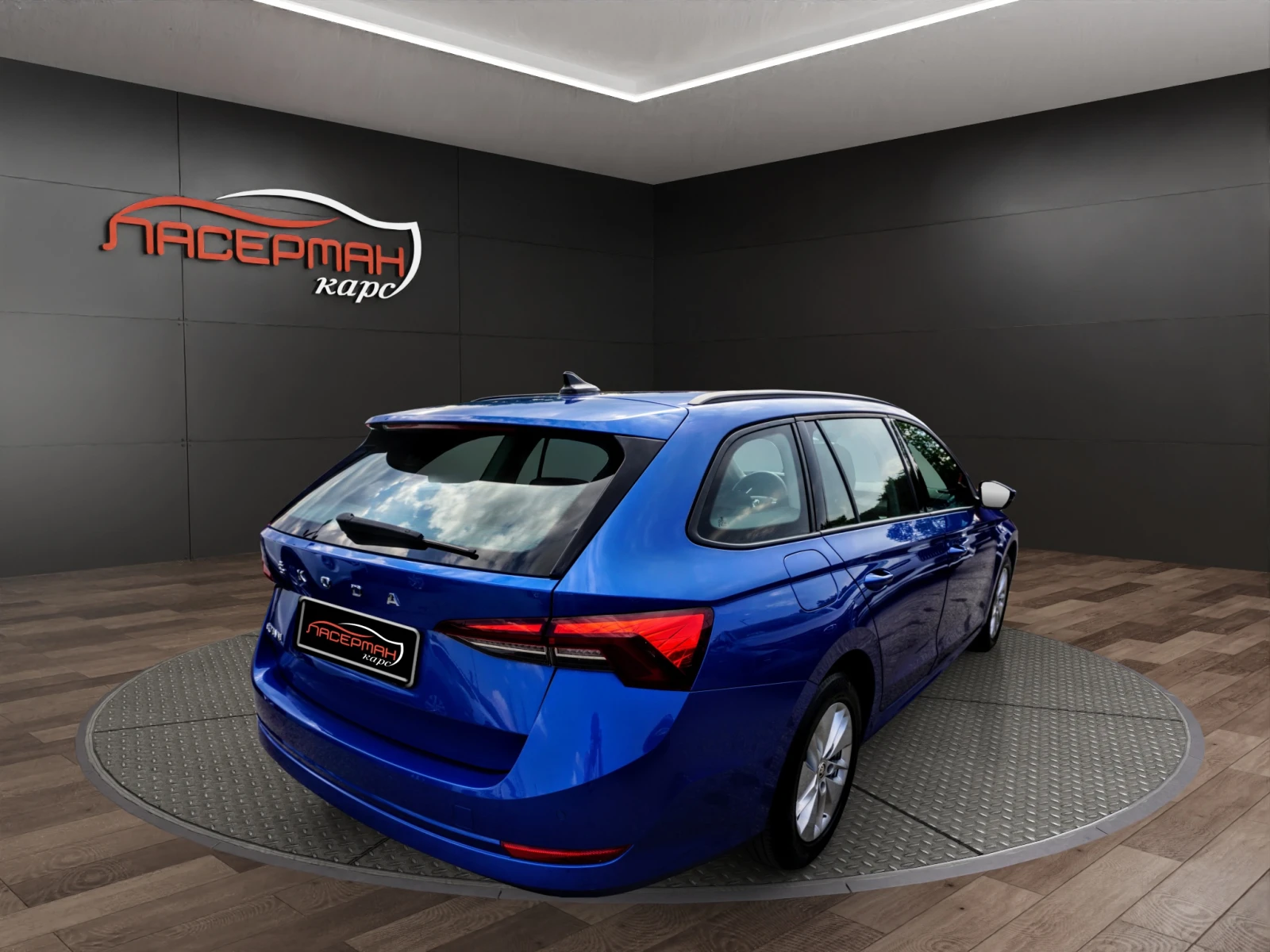 Skoda Octavia 2.0TDI AMBITION SW, снимка 3 - Автомобили и джипове - 55825028