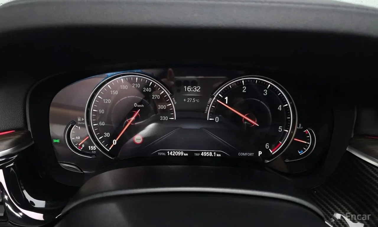 BMW 520 * 520d M Sport Package Plus * ЦЕНА ДО БГ, снимка 8 - Автомобили и джипове - 55963322