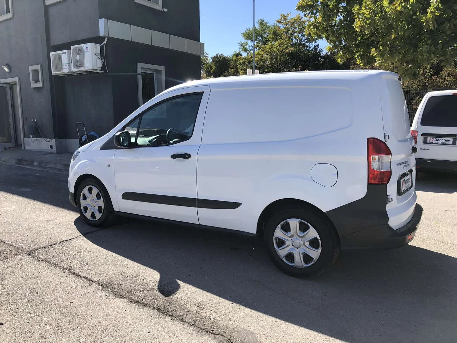 Ford Courier / Transit Courier / 2022г., снимка 6 - Автомобили и джипове - 56362221