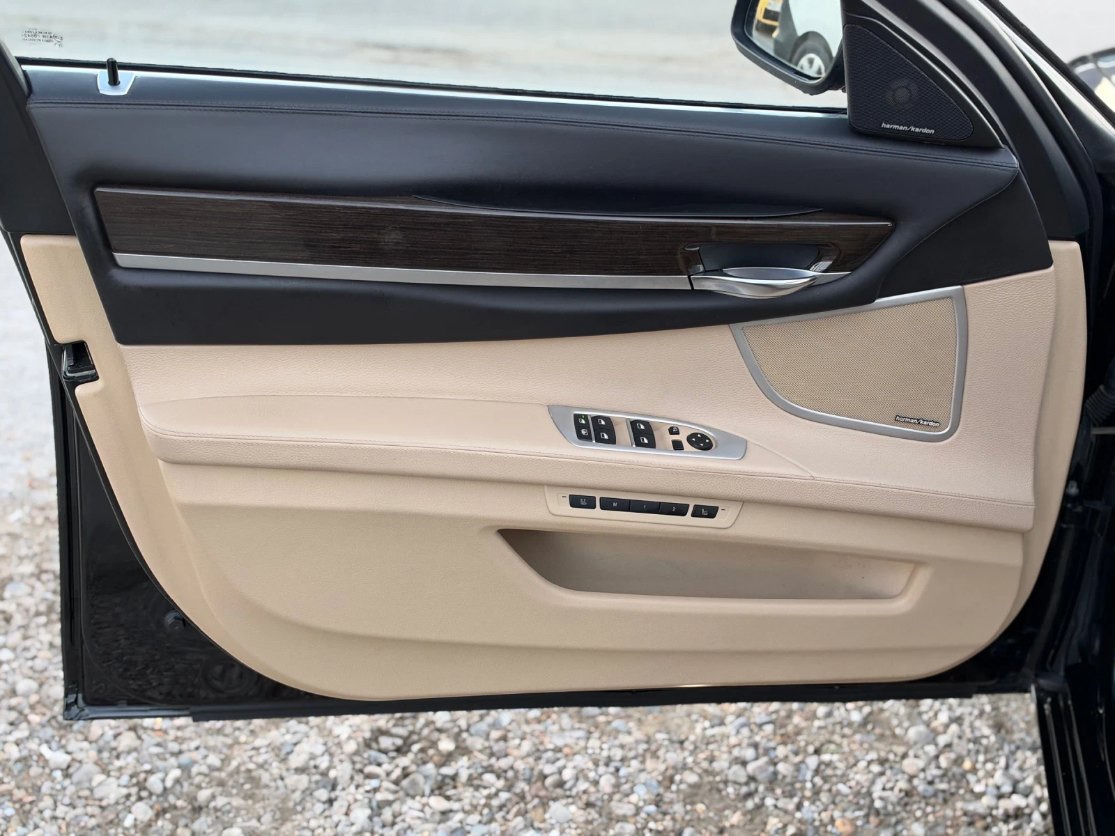 BMW 740 BI-TURBO, снимка 9 - Автомобили и джипове - 56629316