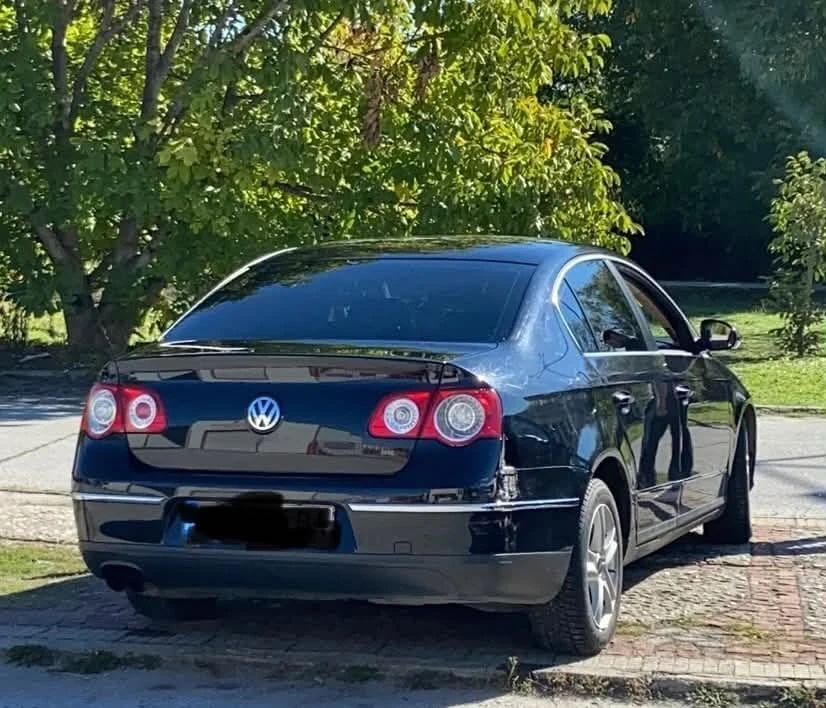 VW Passat, снимка 4 - Автомобили и джипове - 56639302