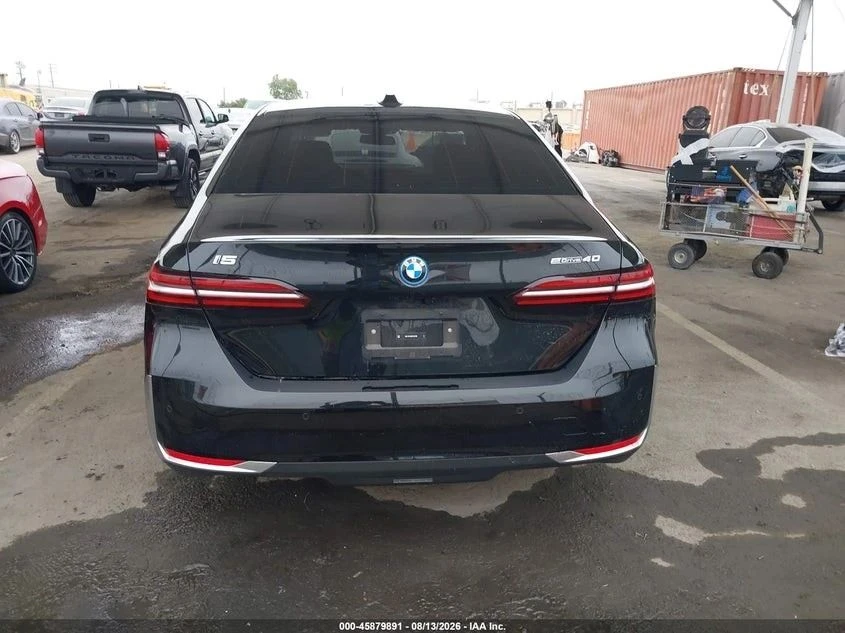 BMW i5, снимка 15 - Автомобили и джипове - 56688129