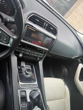 Jaguar F-PACE 35t R-Sport * * CARFAX * * АВТО КРЕДИТ * *  | Auto.bg — изображение 9