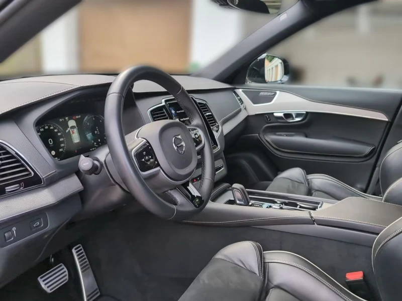 Volvo Xc90 B5 AWD R-Design, снимка 4 - Автомобили и джипове - 52223789