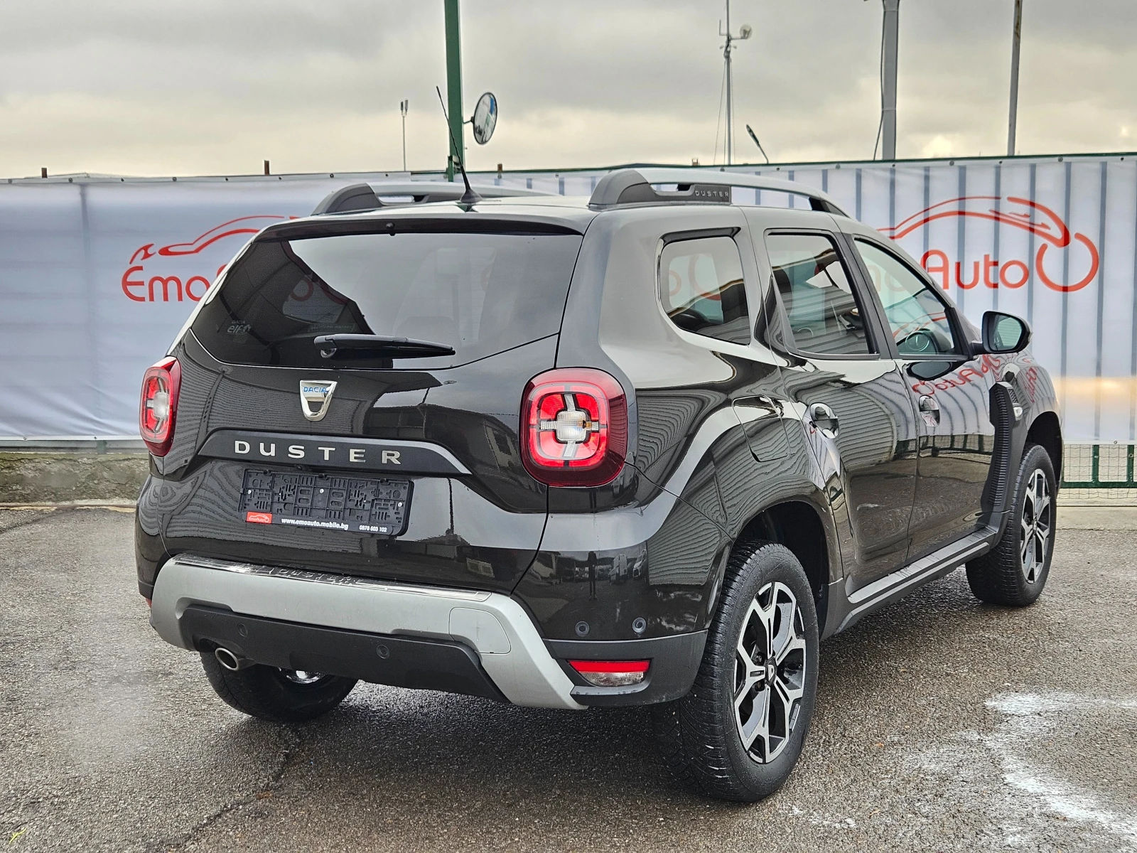 Dacia Duster 1.6I-GPL/114k.c./LED/NAVI/БЛУТУТ/EURO 6D/ТОП - изображение 3