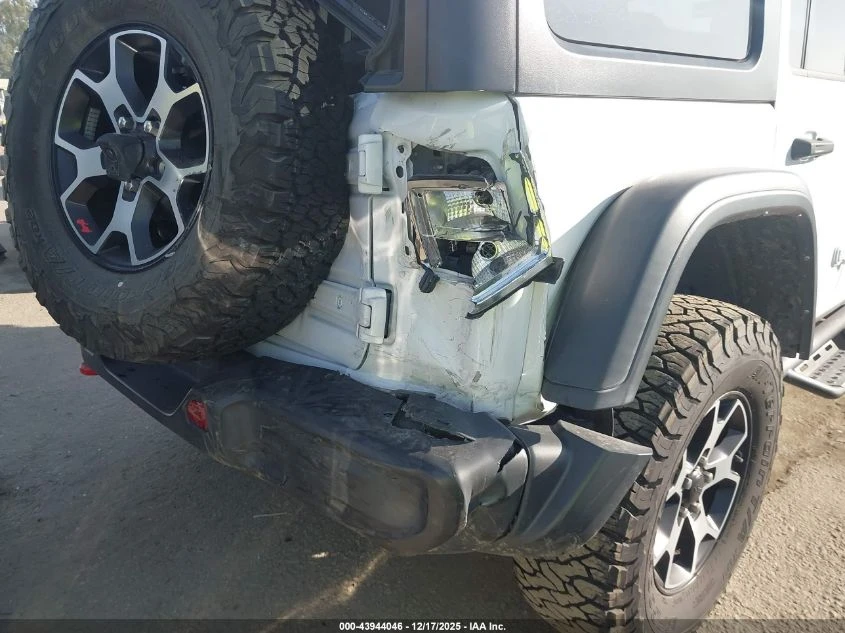 Jeep Wrangler 3l Unlimited Rubicon 4X4 - изображение 6