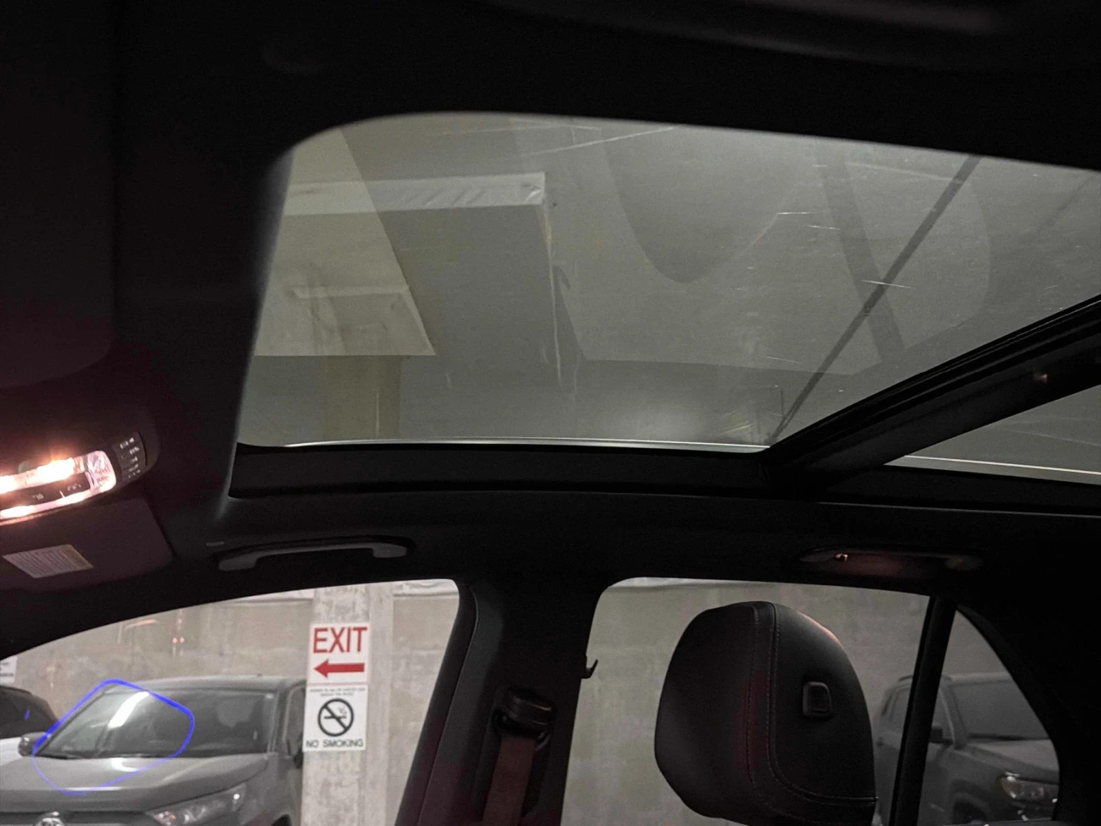 Mercedes-Benz GLE 53 4MATIC CAR FAX * АВТО КРЕДИТ * BURMASTER * ПАНОРАМА * , снимка 11 - Автомобили и джипове - 54044117