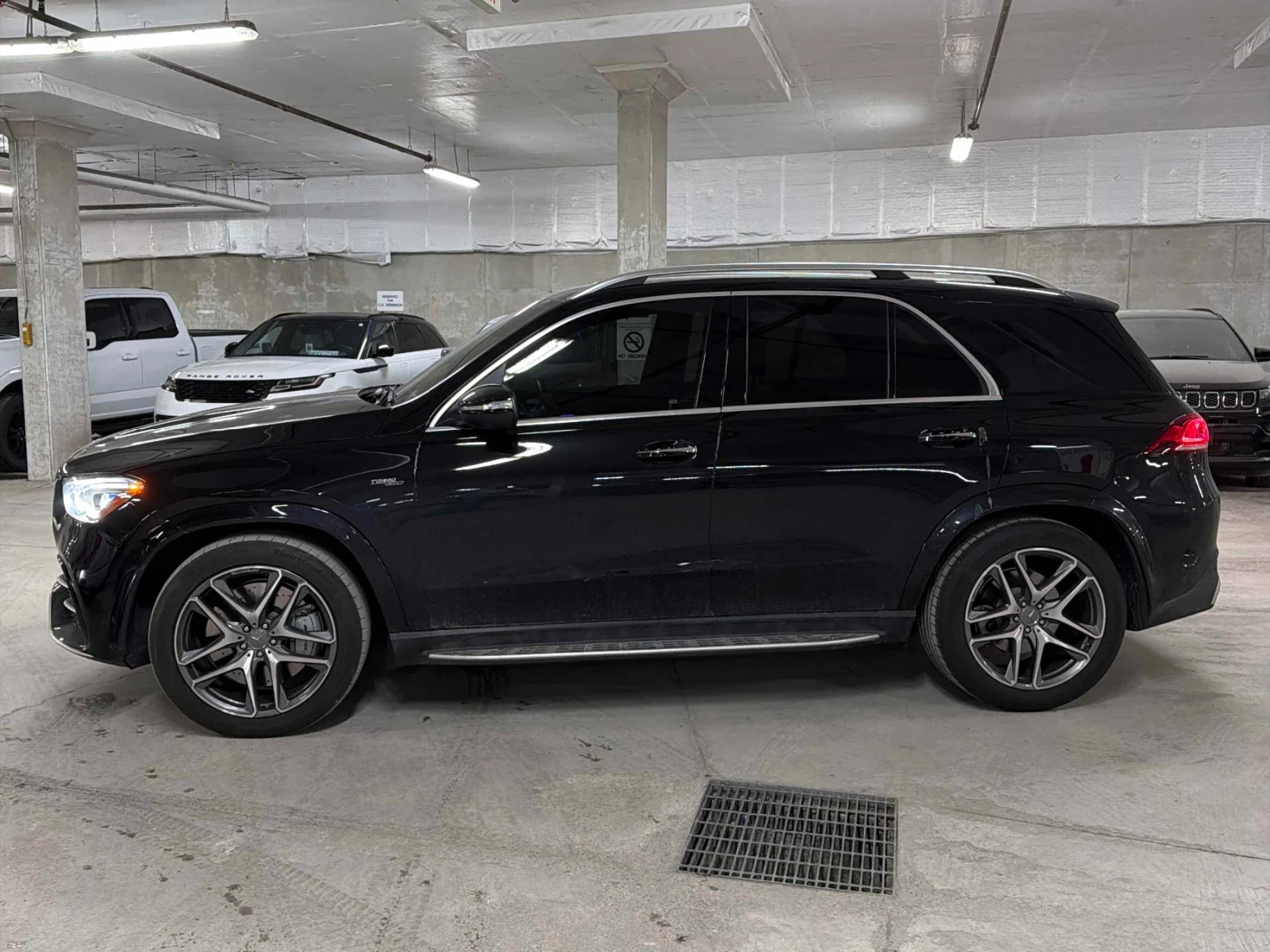 Mercedes-Benz GLE 53 4MATIC CAR FAX * АВТО КРЕДИТ * BURMASTER * ПАНОРАМА * , снимка 3 - Автомобили и джипове - 54044117