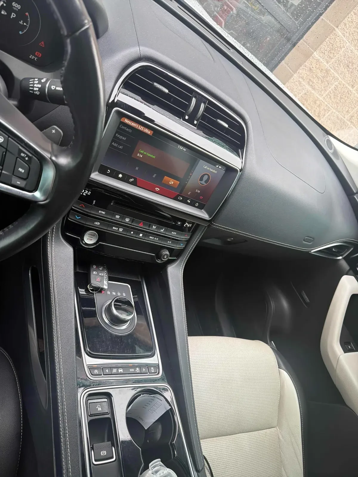 Jaguar F-PACE 35t R-Sport * * CARFAX * * ���� ������ * *  | Mobile.bg � ����������� 9