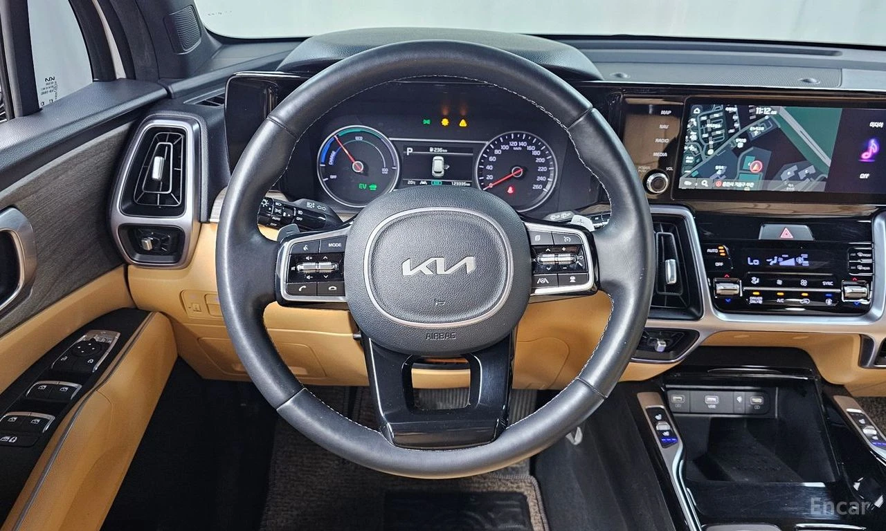 Kia Sorento 1.6* HYBRID* PRESTIGE* ПОДГРЕВ* ОБДУХВАНЕ* 360КАМЕ, снимка 9 - Автомобили и джипове - 54576662