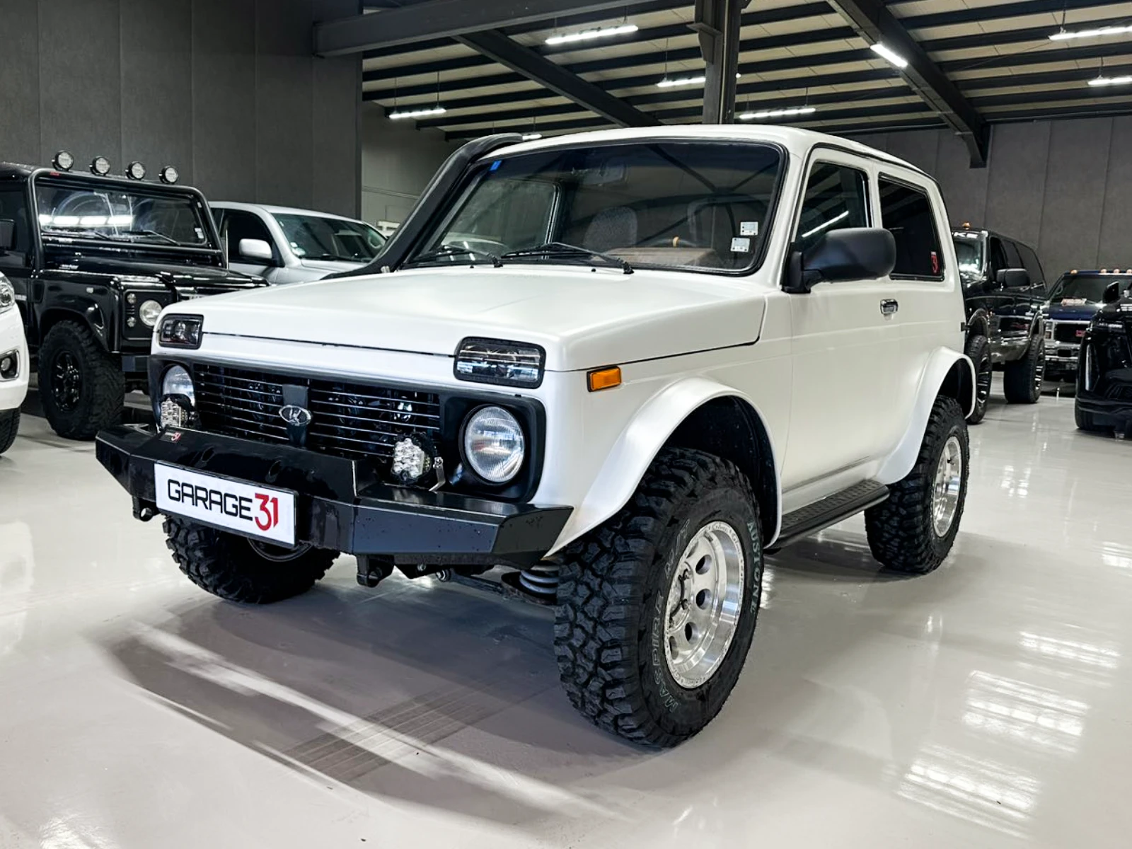 Lada Niva 1, 7, снимка 3 - Автомобили и джипове - 54915645