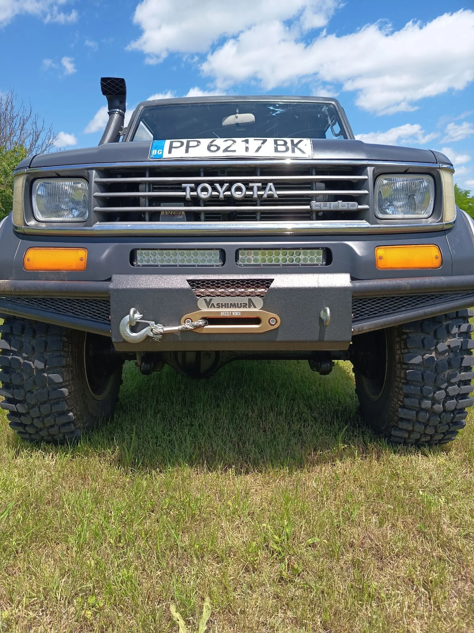 Toyota Land cruiser LJ 70 2, 4 TD, снимка 2 - Автомобили и джипове - 54916989
