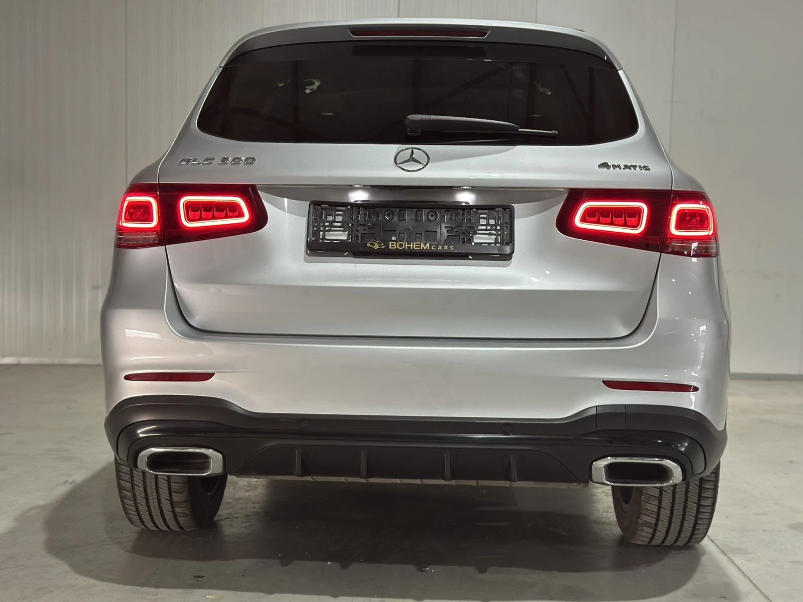 Mercedes-Benz GLC 300 AMG Package, снимка 4 - Автомобили и джипове - 55575603