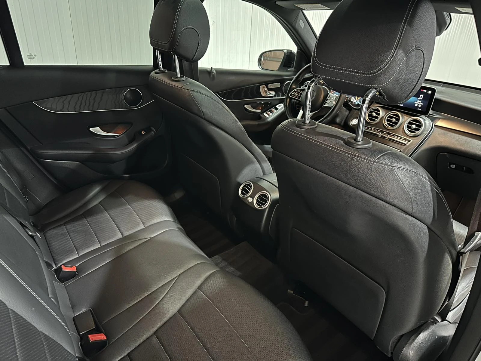 Mercedes-Benz GLC 300 AMG Package, снимка 17 - Автомобили и джипове - 55575603