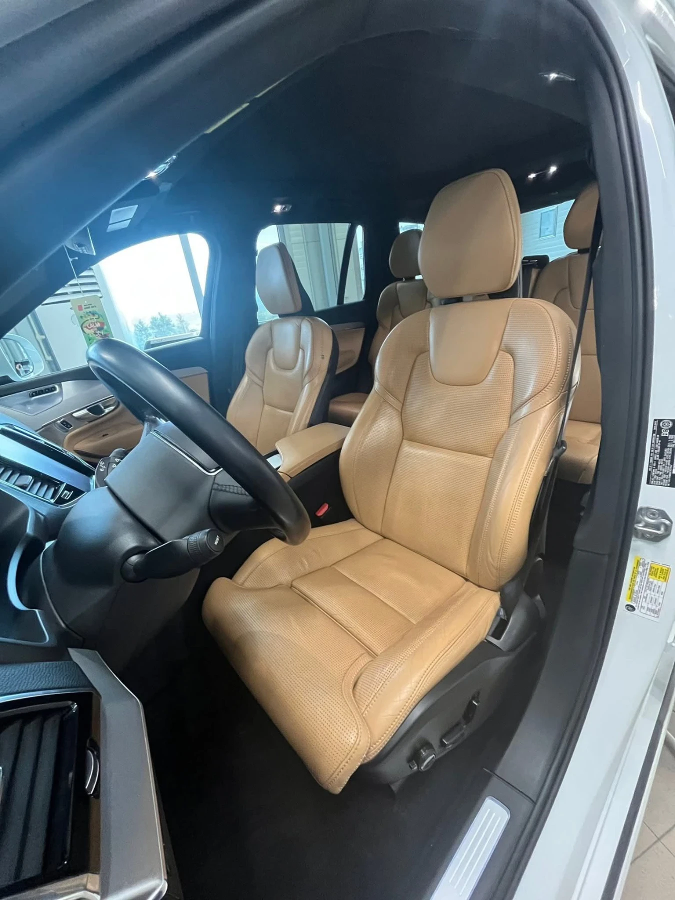Volvo Xc90 T8 B&W, 360 , HUD, PANO, снимка 9 - Автомобили и джипове - 55973954