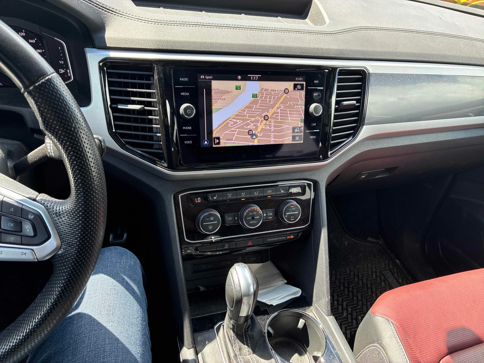 VW Atlas * Execline * CARFAX * , снимка 9 - Автомобили и джипове - 56013105