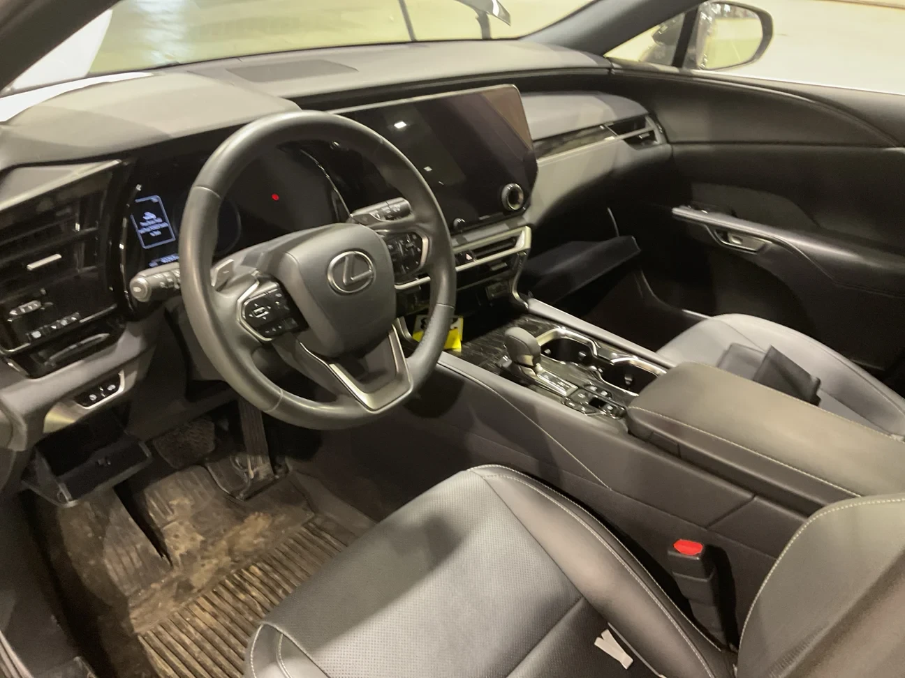 Lexus RX 450h AWD PHEV Business Line Digital Cockpit, снимка 5 - Автомобили и джипове - 56105864