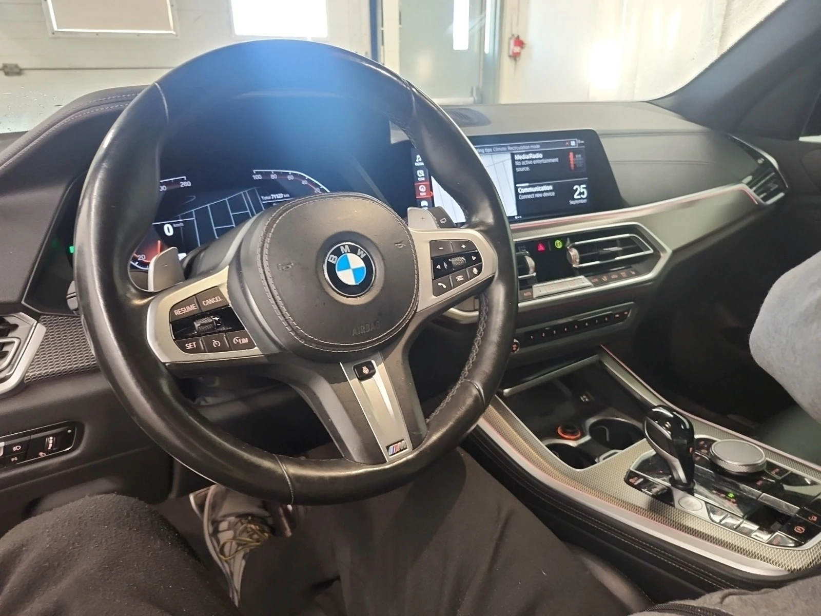 BMW X5 M-PACK* XDrive* ПОДГРЕВ* М.ТОЧКА* PANO, снимка 9 - Автомобили и джипове - 56248803