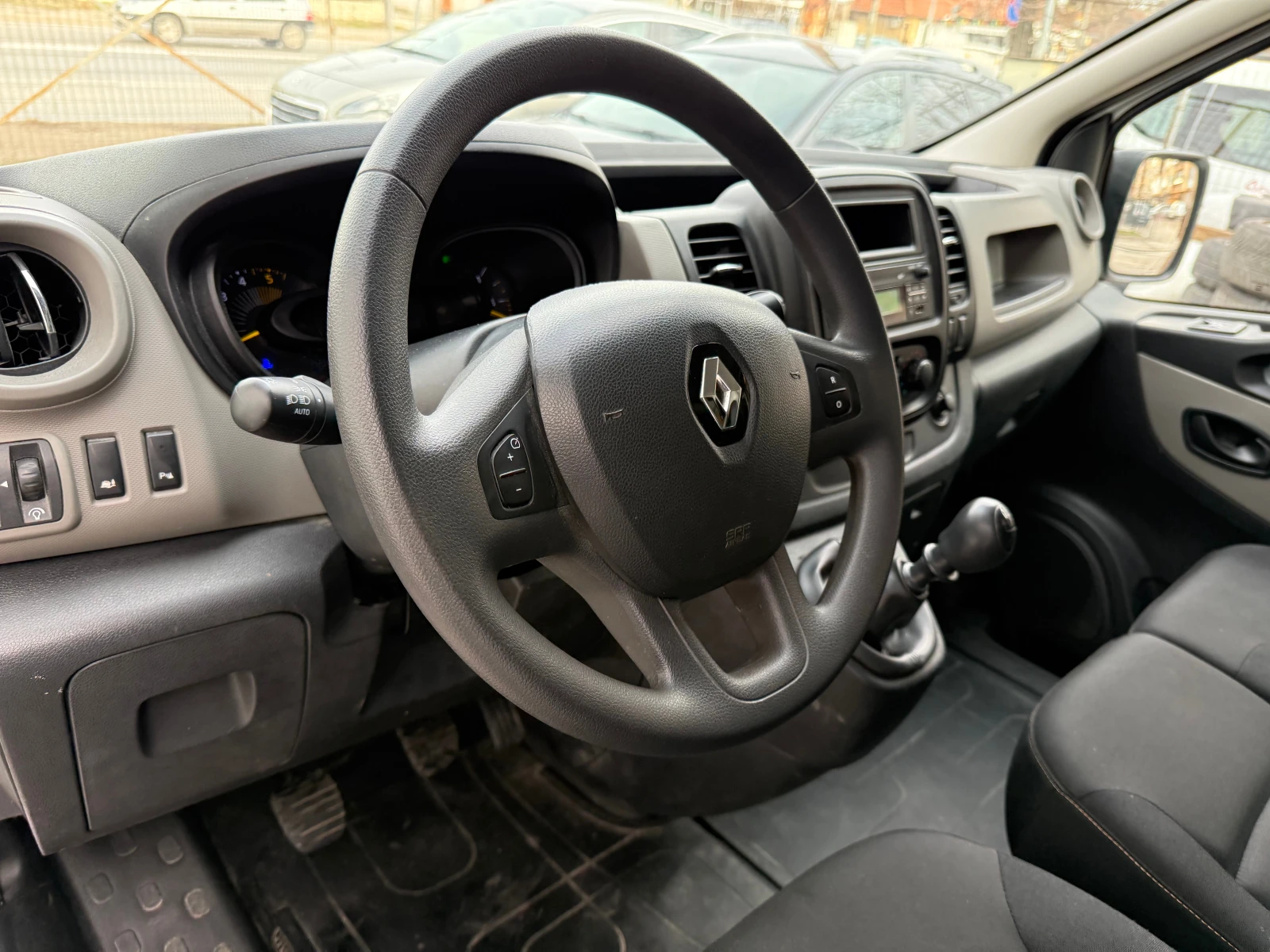 Renault Trafic 1.6DCI �����* 155� ��* ��������� | Mobile.bg � ����������� 12
