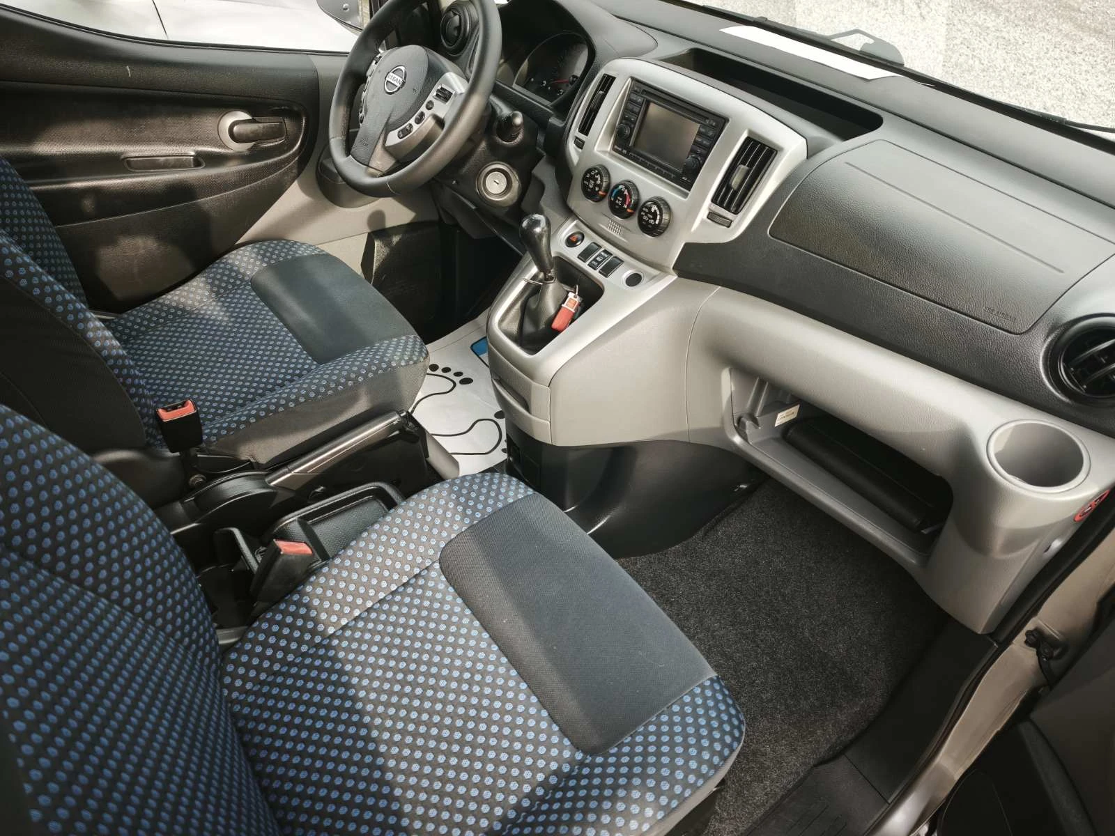 Nissan NV200 1.5 dCi euro5A, снимка 9 - Бусове и автобуси - 53915357